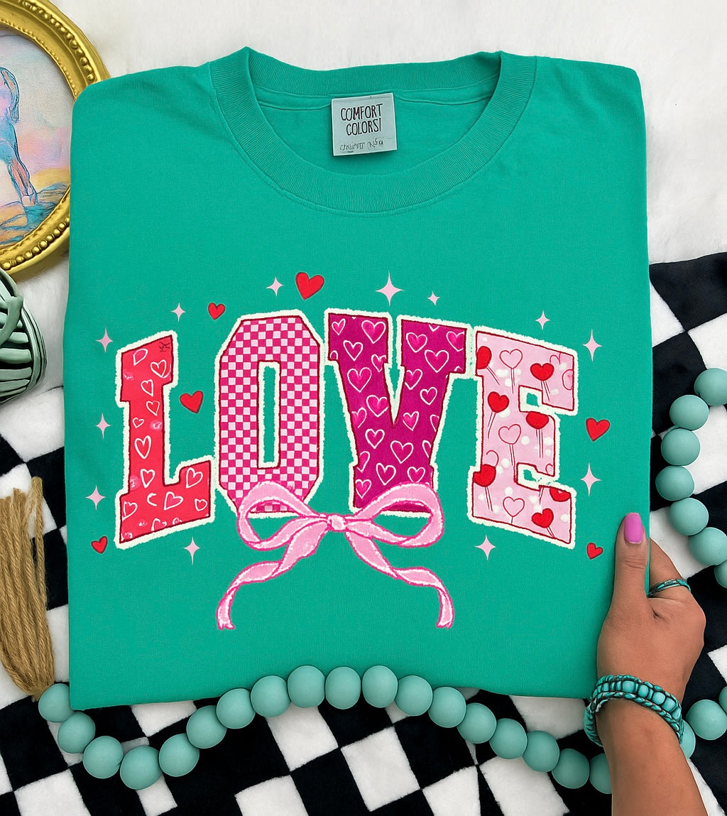 COQUETTE LOVE VALENTINE - UNISEX COMFORT COLOR TEE