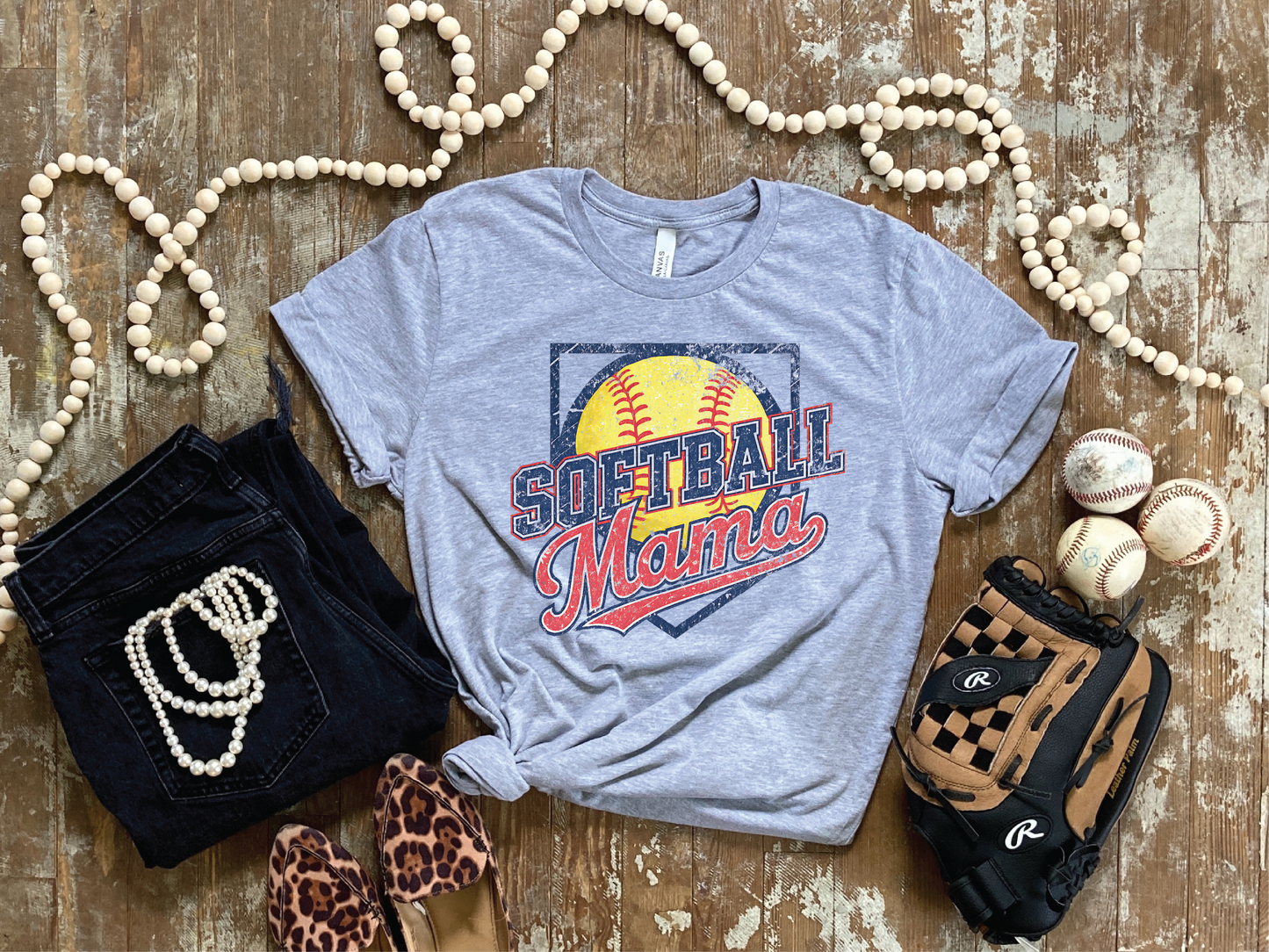Vintage Softball Mom- Unisex Graphic Tee