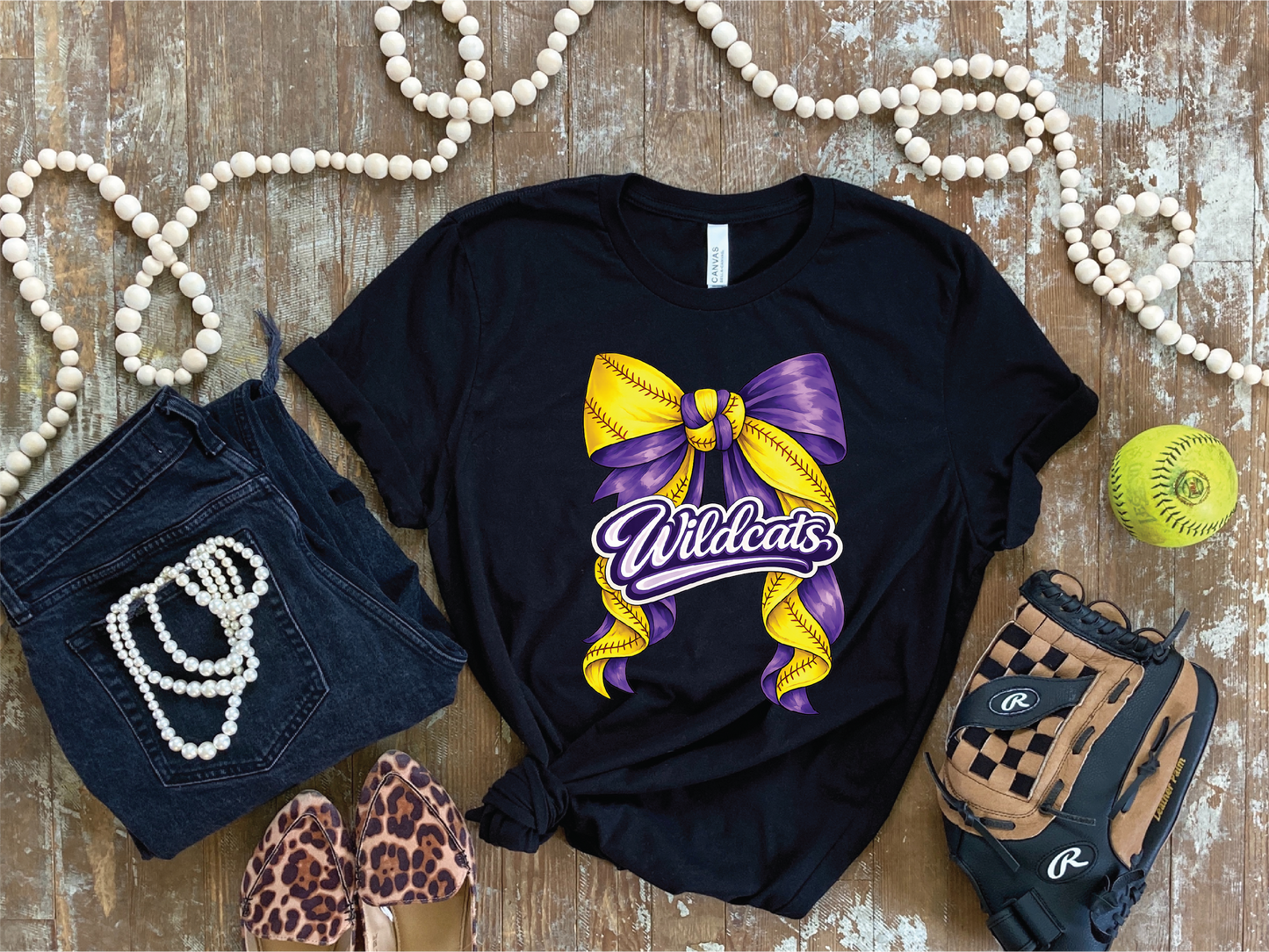 Softball Bow Spirit - Unisex Graphic Tee