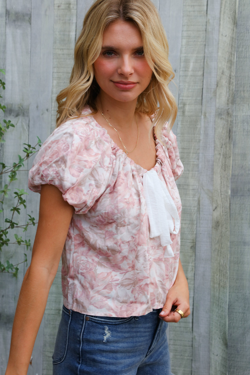 Feeling Femme' Blush Scoop Neck Floral Top w/Bow