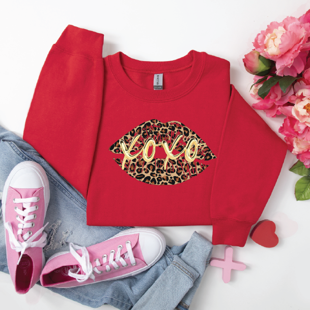 XOXO LEOPARD LIPS  - UNISEX RED SWEATSHIRT