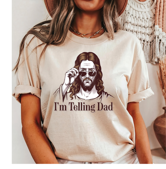 I'm Tellin' Dad Graphic Tee